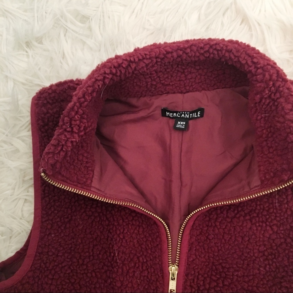 NWOT J Crew Maroon Sherpa Vest - Picture 6 of 8
